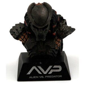 AVP Alien Vs Predator Limited Mini-Bust - Celtic Predator | Used